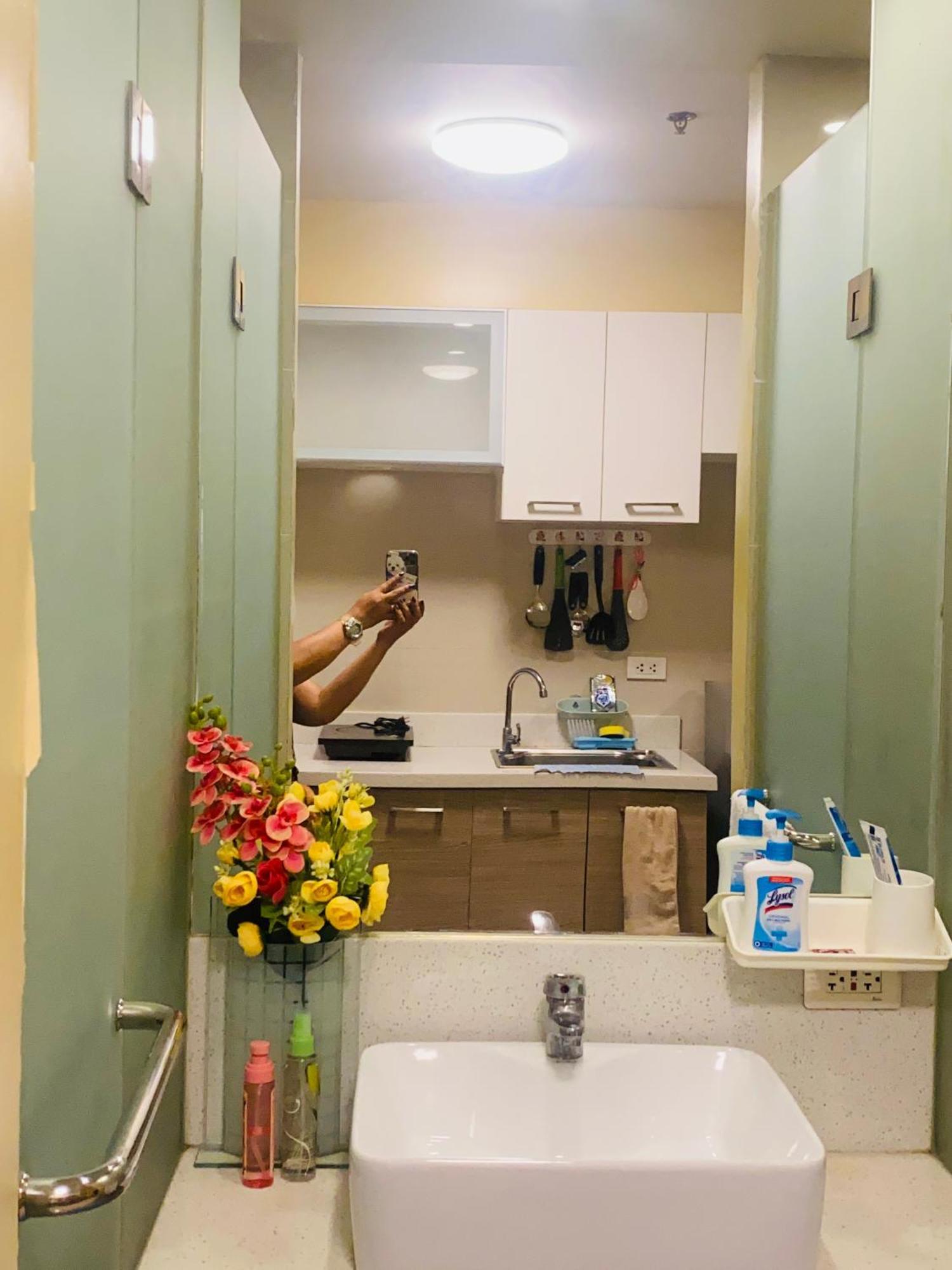 Apartment Ctc,congressional Town Center Shalom! Manila