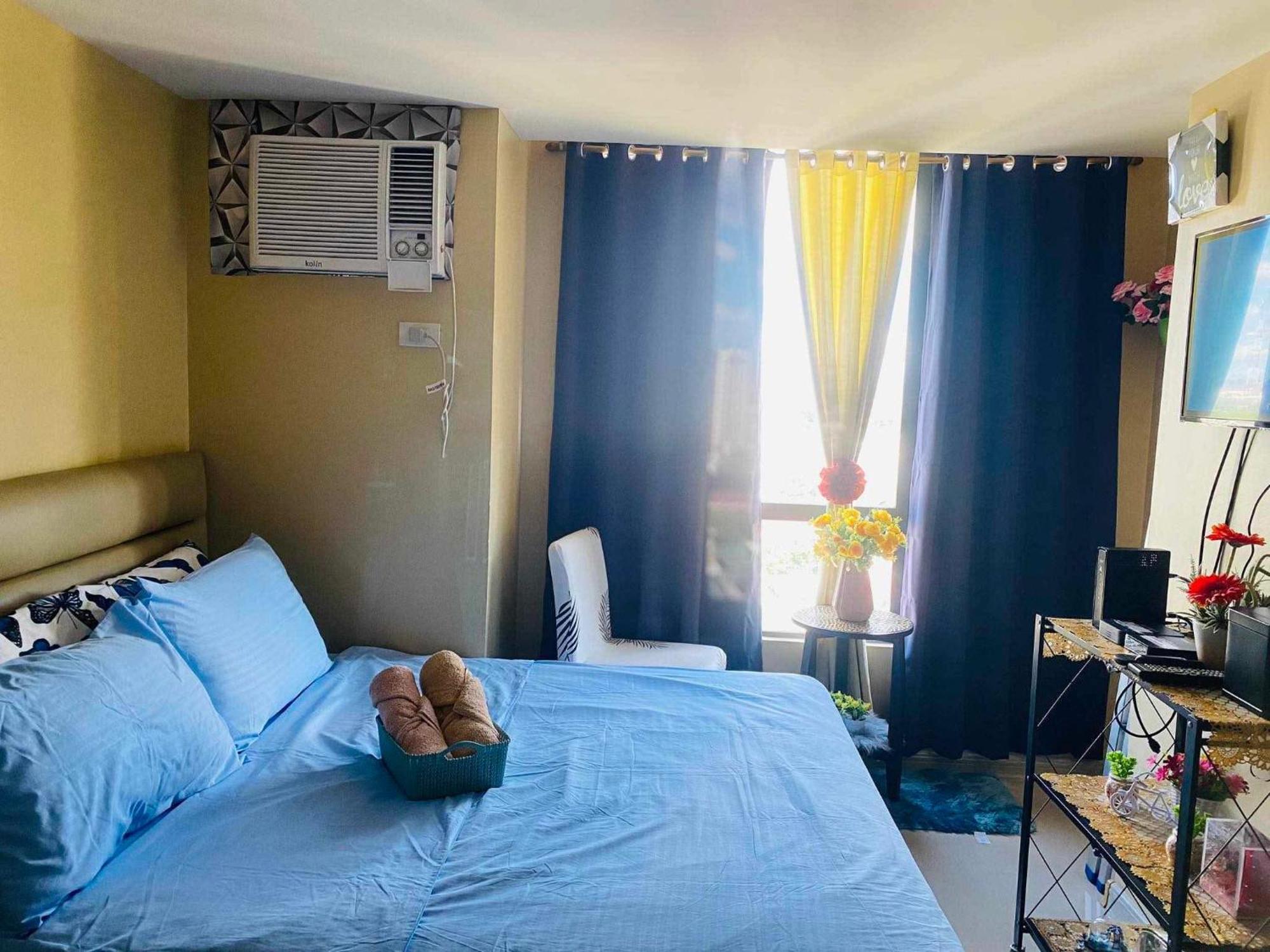 Ctc,congressional Town Center Shalom! Apartment Manila